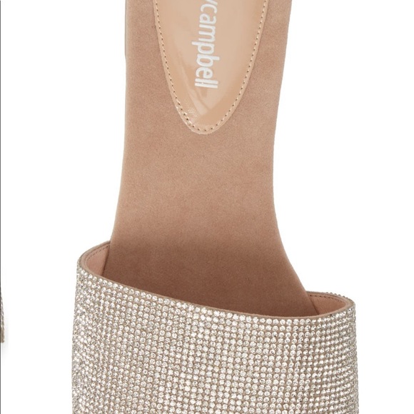 Jeffrey Campbell slides ๐ฅ๐ฅ - Picture 8 of 8